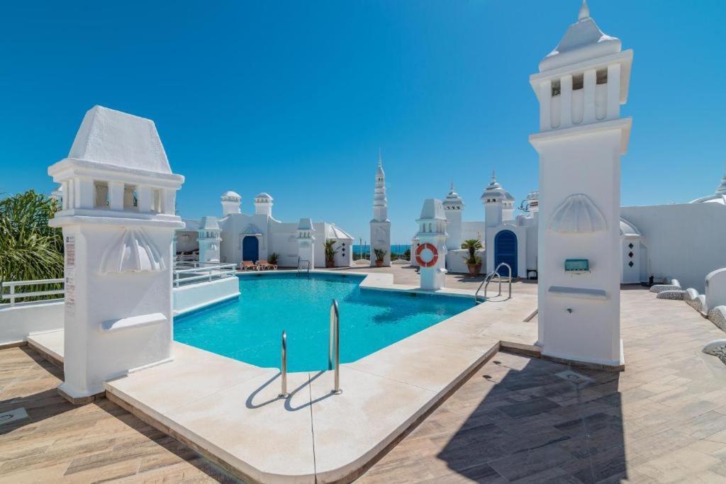 Nordic 1 Bedroom On Island Complex In Marina Harbour *