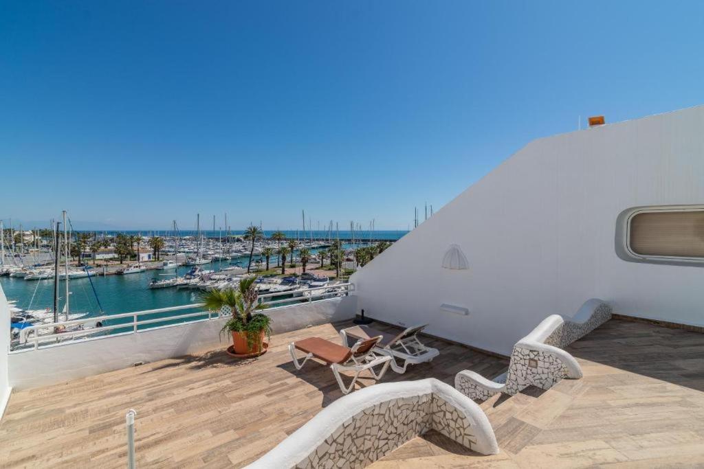 Nordic 1 Bedroom On Island Complex In Marina Harbour