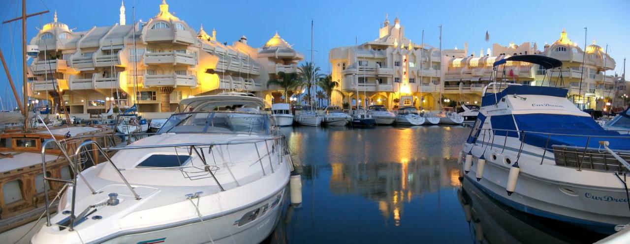 Nordic 1 Bedroom On Island Complex In Marina Harbour *